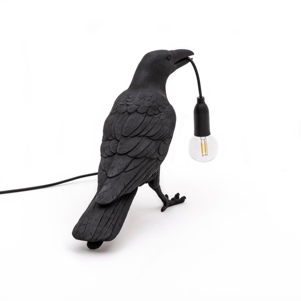 14735_waiting-black_8_