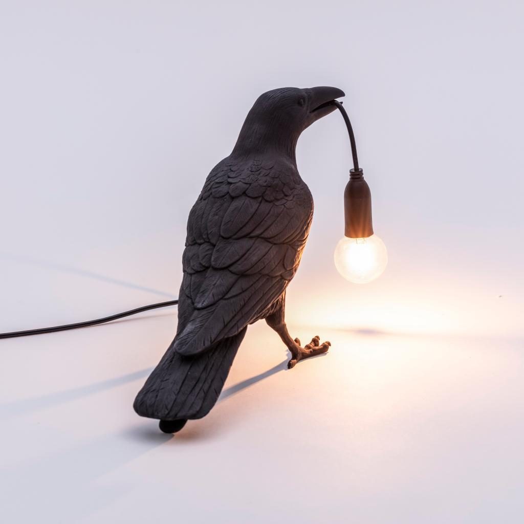 14735_waiting-black_9_
