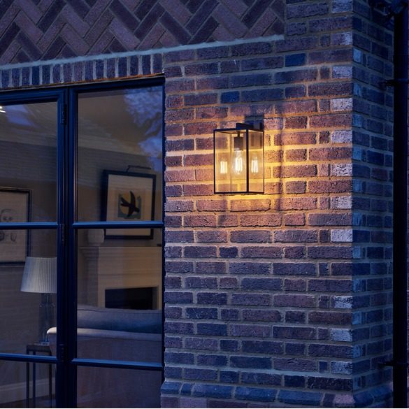 82513-8049-boxlantern350-insitu