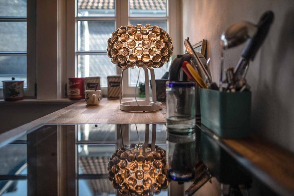 LAMPE DE TABLE CABOCHE PLUS PICCOLA GRIS-6