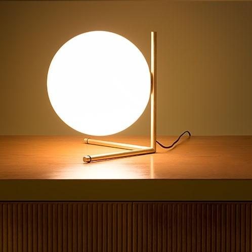 ic-table-2-anastassiades-flos-f31720-product-life-03-720x498