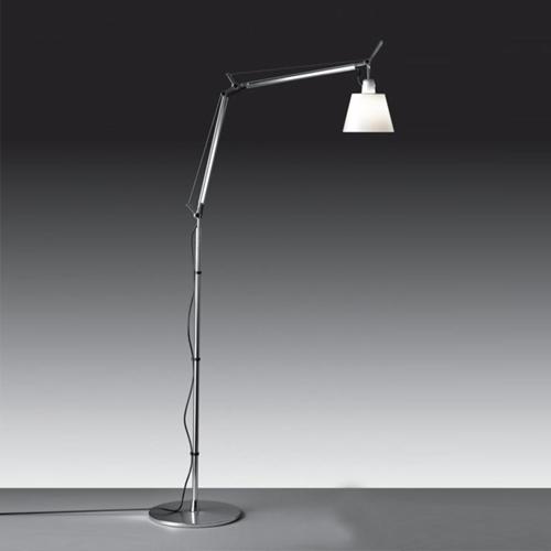 tolomeo_basculante_terra_image722723-700x500