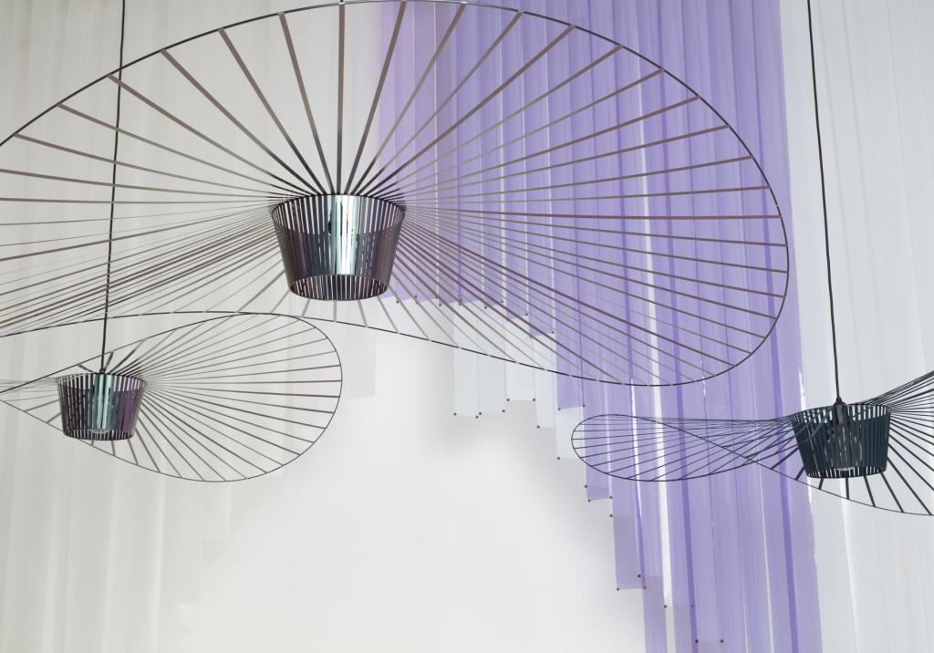 vertigo-suspension-petite-friture-noir-irise-ilightyou122_1