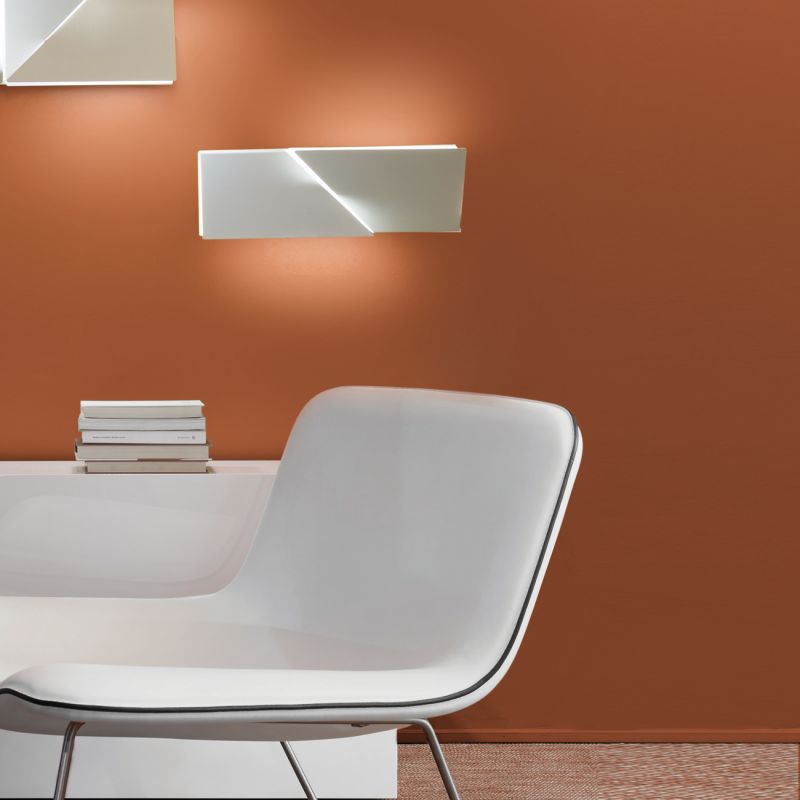 wall-shadows-petit_1_